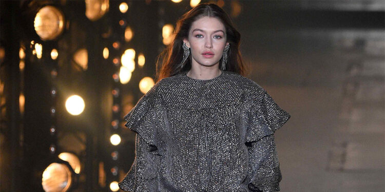 Gigi Hadid Gazze'ye yardım götüren gemiye destek verdi