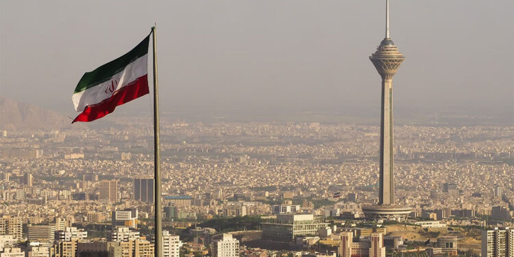 İran, İsrail ve ABD'nin saldırılarından sonra IAEA ile iş birliğini durduracak