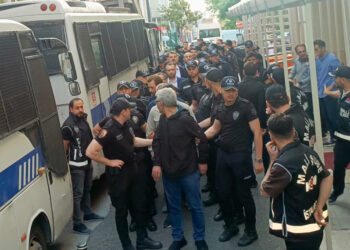 İBB'ye yönelik soruşturma kapsamında gözaltına alınan 36 kişi adliyeye sevk edildi