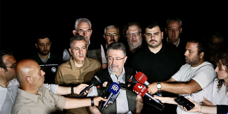 4 köy 2 mahalle boşaltıldı