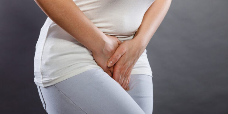 İdrar kaçırma problemi cerrahi yöntemlerle kalıcı olarak aşılabilir