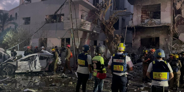 İran-İsrail savaşı 4'üncü gününde; enerji tesislerine saldırılar 