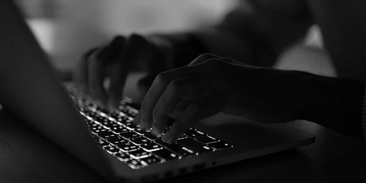 İsrail, 2 vatandaşını casusluk gerekçesiyle gözaltına aldı