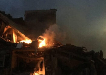 İsrail ordusu, İran'daki askeri üssünü vurduğunu açıkladı
