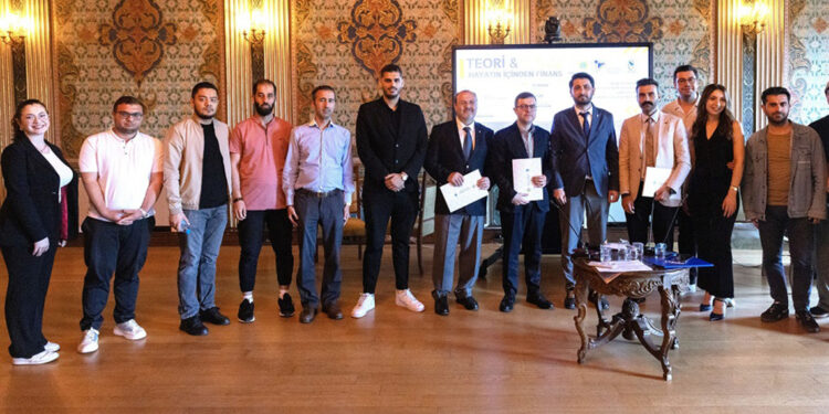 İstanbul'da 'TEORİ & PRATİK: Hayatın İçinden Finans' etkinliği yapıldı