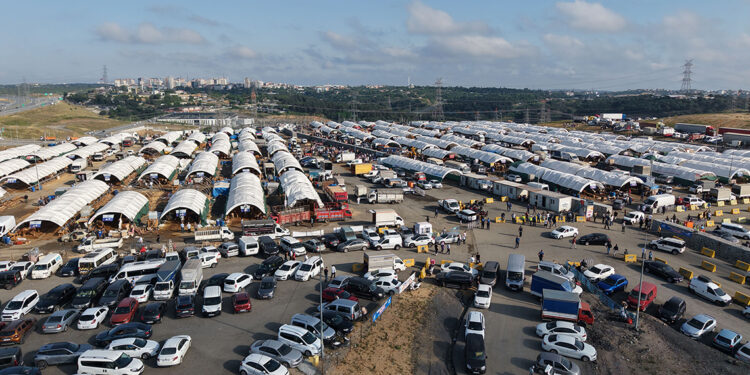 İstanbul'da kurban kesim alanlarında yoğunluk
