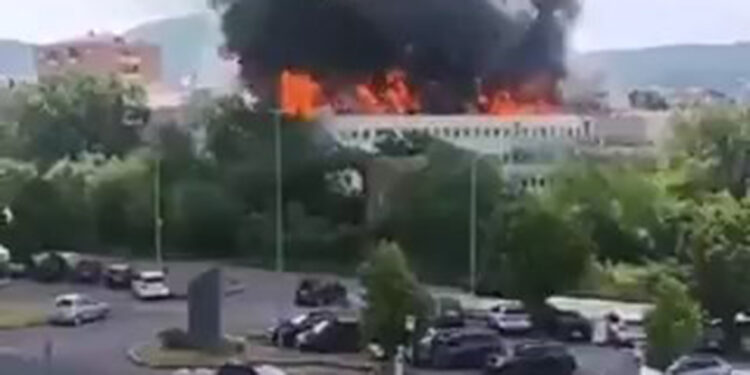 İtalya'daki Tuscia Üniversitesi'nde yangın