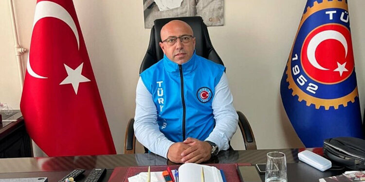 İzmir'de Cemil Tugay 228 çalışanın işine son verdi