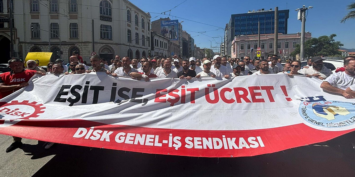 İzmir'de işçiler grevin 5'inci gününde