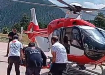 Kayseri'de traktör uçuruma yuvarlandı: 2'si ağır 8 yaralı