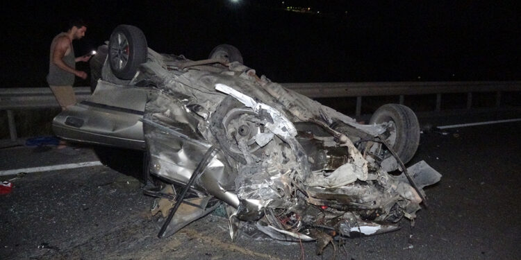 Kazada eşi ile birlikte yaşamını yitirdi, bebeği ağır yaralandı