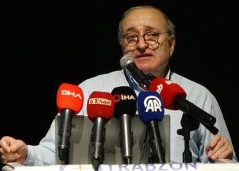 Kenelerin neden olduğu Lyme hastalığı konusunda uzman az