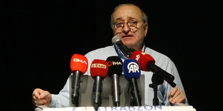 Kenelerin neden olduğu Lyme hastalığı konusunda uzman az