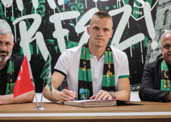 Kocaelispor, Jovanovic ile 2 yıllık sözleşme imzaladı