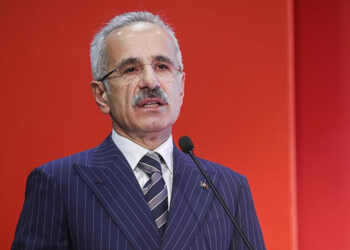 Meşhed hava sahası, uluslararası uçuşlara açıldı