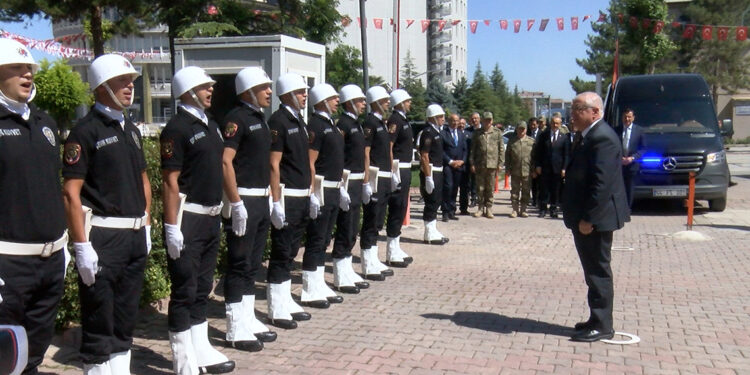 Milli Savunma Bakanı Yaşar Güler Malatya'da