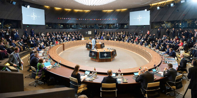 NATO'nun ilk 'Ticari Uzay Stratejisi' onaylandı