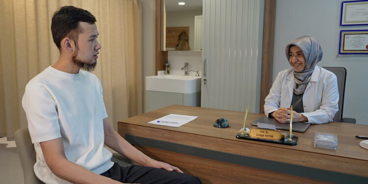 Nadir görülen lenfoma türünü Türkiye’de yendi