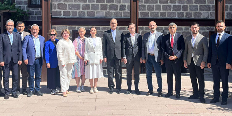 Nükleer tesislerimiz hasar gördü, ancak her daim yenilenebilir