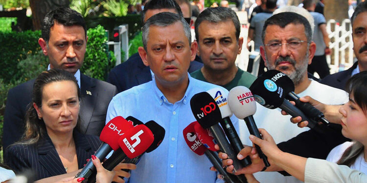 Ortak vicdan siyasete yol gösterecek