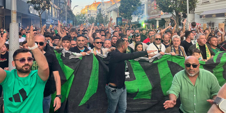 Sakaryaspor'un 60'ıncı yıl dönümü coşkuyla kutlandı