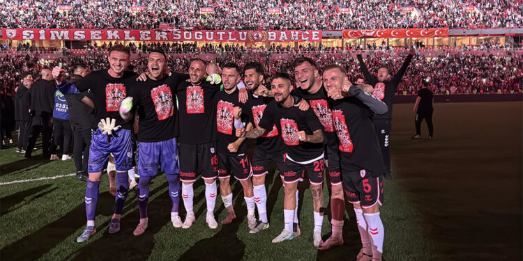 Samsunspor Avrupa'da Play-Off turlarına katılmayı garantiledi