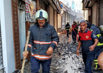 Şanlıurfa'da havai fişek deposunda çıkan yangın söndürüldü