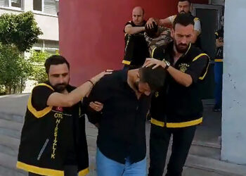 Adana'da sokak sokak gezerek 7 elektrikli bisiklet ile 2 motosiklet çaldılar