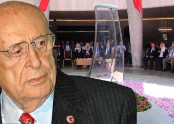 Süleyman Demirel ölümünün 10'uncu yılında törenle anıldı