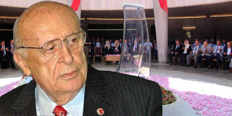 Süleyman Demirel ölümünün 10'uncu yılında törenle anıldı