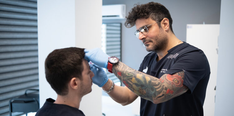 Saç ekimi, aynı zamanda kişisel bir dönüşüm sürecidir