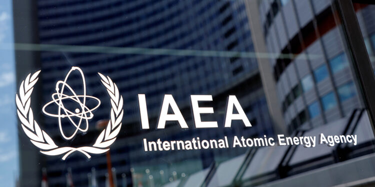 Saldırıya uğrayan reaktör inşaat halindeydi, radyolojik risk yok