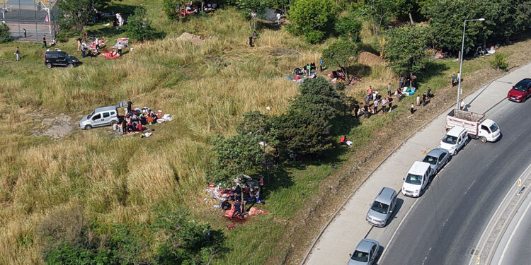 Sultangazi'de kaçak kurban kesimi havadan görüntülendi