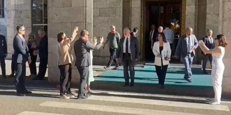 TBMM Başkanı Kurtulmuş, siyasi partilerin grup başkanvekillerini kabul etti