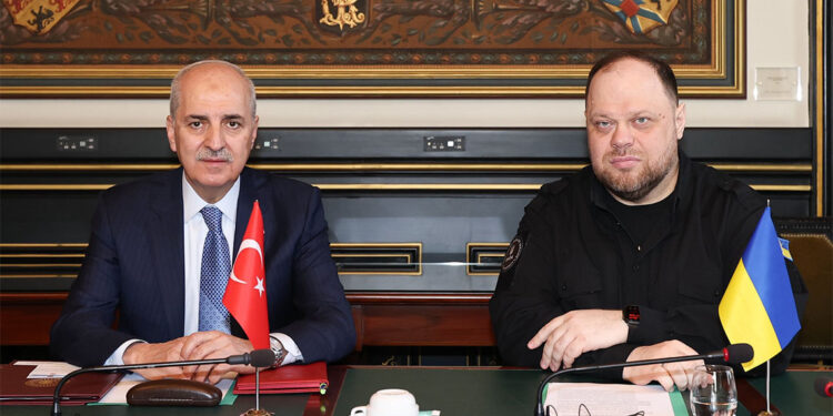 Numan Kurtulmuş, Ukrayna Parlamentosu Başkanı ile görüştü