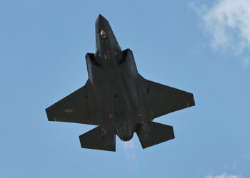 Tahran'da İsrail'e ait bir F-35 düşürüldü