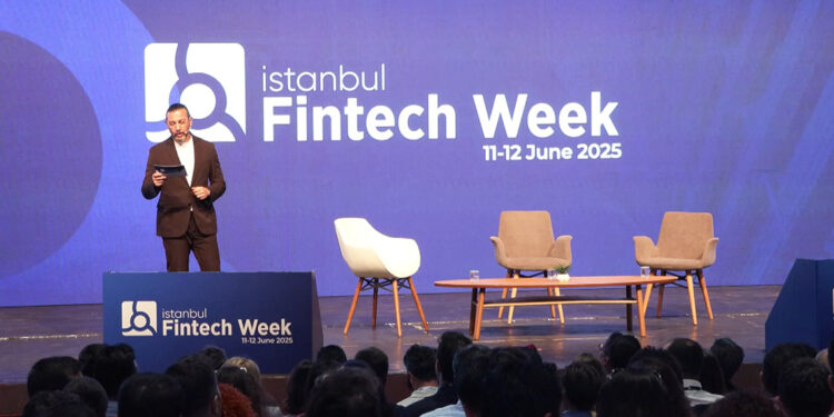 Teknoloji ve finans uzmanları İstanbul Fintech Week’te buluştu