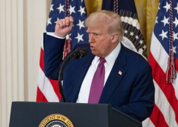 Trump'tan İran açıklaması: Sabrımız tükeniyor, koşulsuz teslim olun