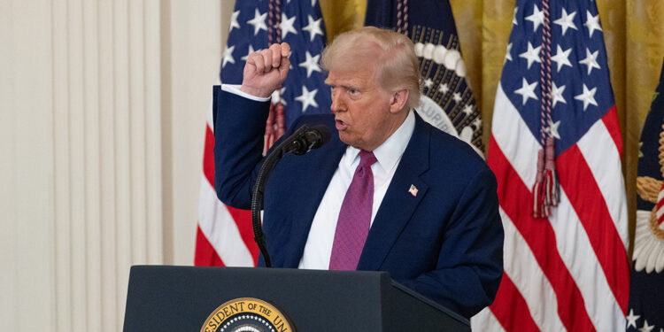 Trump'tan İran açıklaması: Sabrımız tükeniyor, koşulsuz teslim olun