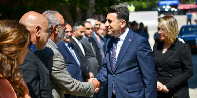 Tunceli Valisi Şefik Aygöl, göreve başladı