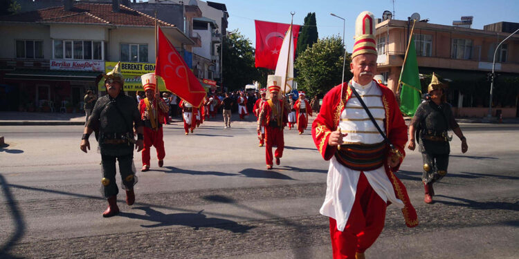 Türklerin Anadolu'dan Rumeli'ye geçişinin 671'inci yılı kutlandı