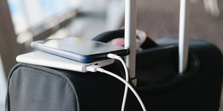 Uçuş sırasında powerbank kullanımı yasaklanmalı