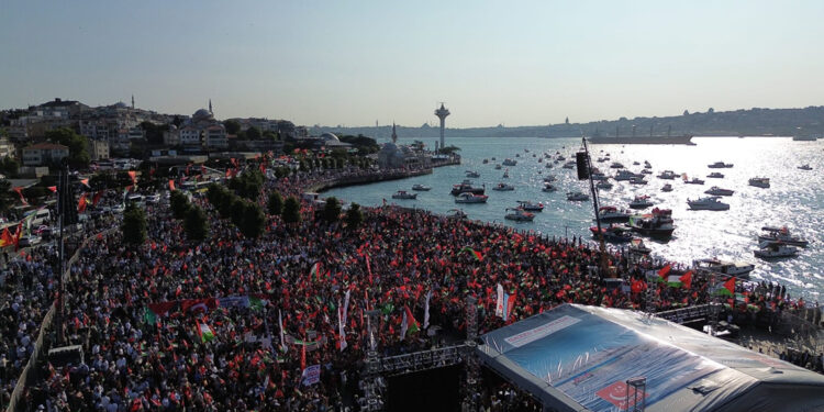 Üsküdar'da 'Özgür Gazze Mitingi' düzenlendi