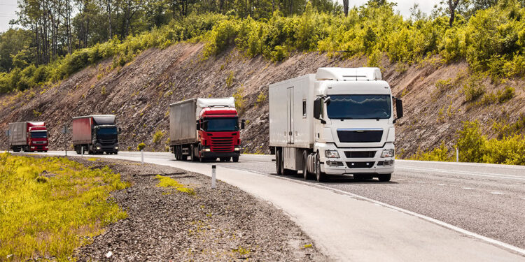 Bayramda kamyon-çekici ve tanker cinsi araçlara trafik yasağı