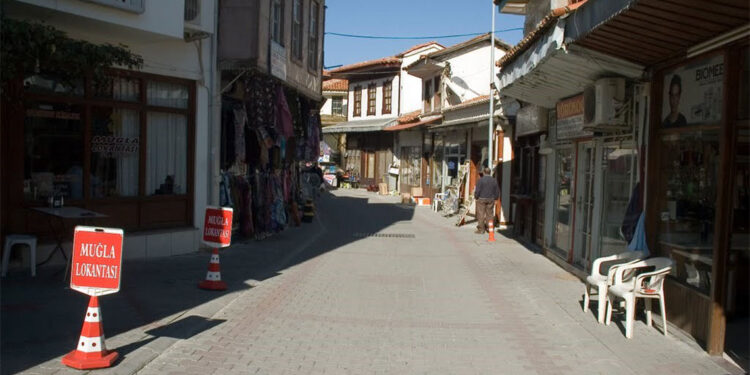 Arasta'da hayat bayat