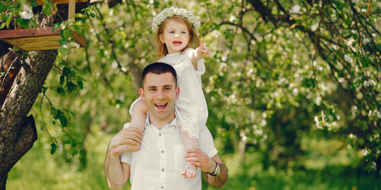 Babanın çocuk üzerindeki etkisi: Bağlanma, iletişim ve ergenlik sürecinde rolü