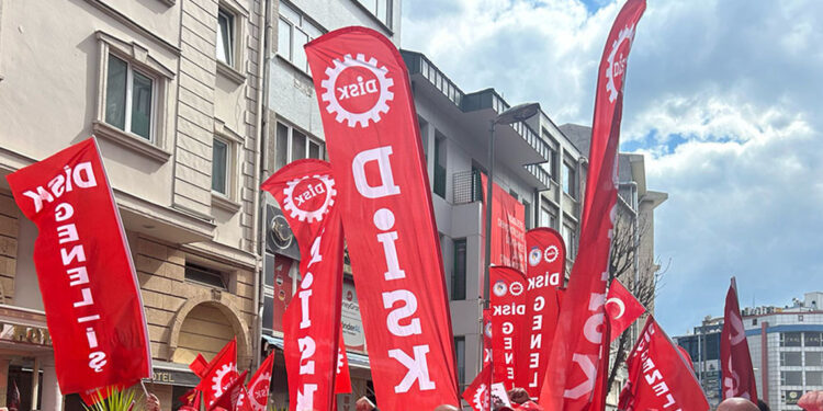 Belediyelerde DİSK'ten istifalar: Ne anlama geliyor?