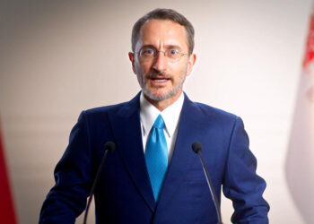 Türkiye, Kıbrıs'ta iki devletli çözüm vizyonunu savunmaktadır