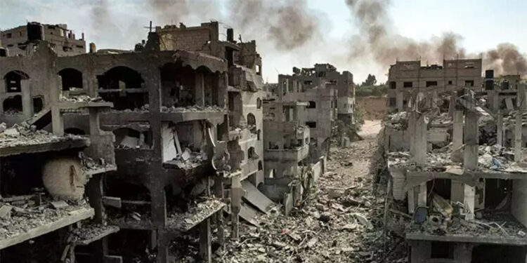 İsrail ordusu Gazze'nin batısındaki kampı bombaladı; 7 ölü