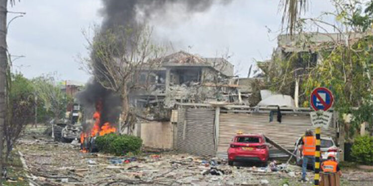 Savaşta dokuzuncu gün: Tel Aviv ve Hayfa'da patlama sesleri